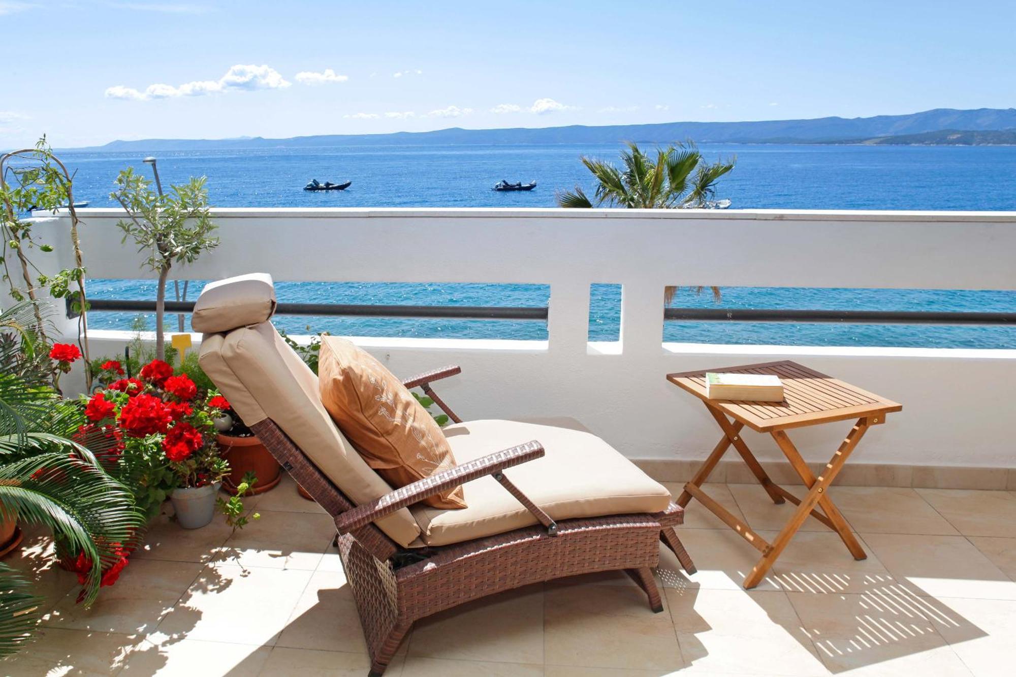 Amazing Waterfront Apartments Bol Exterior photo