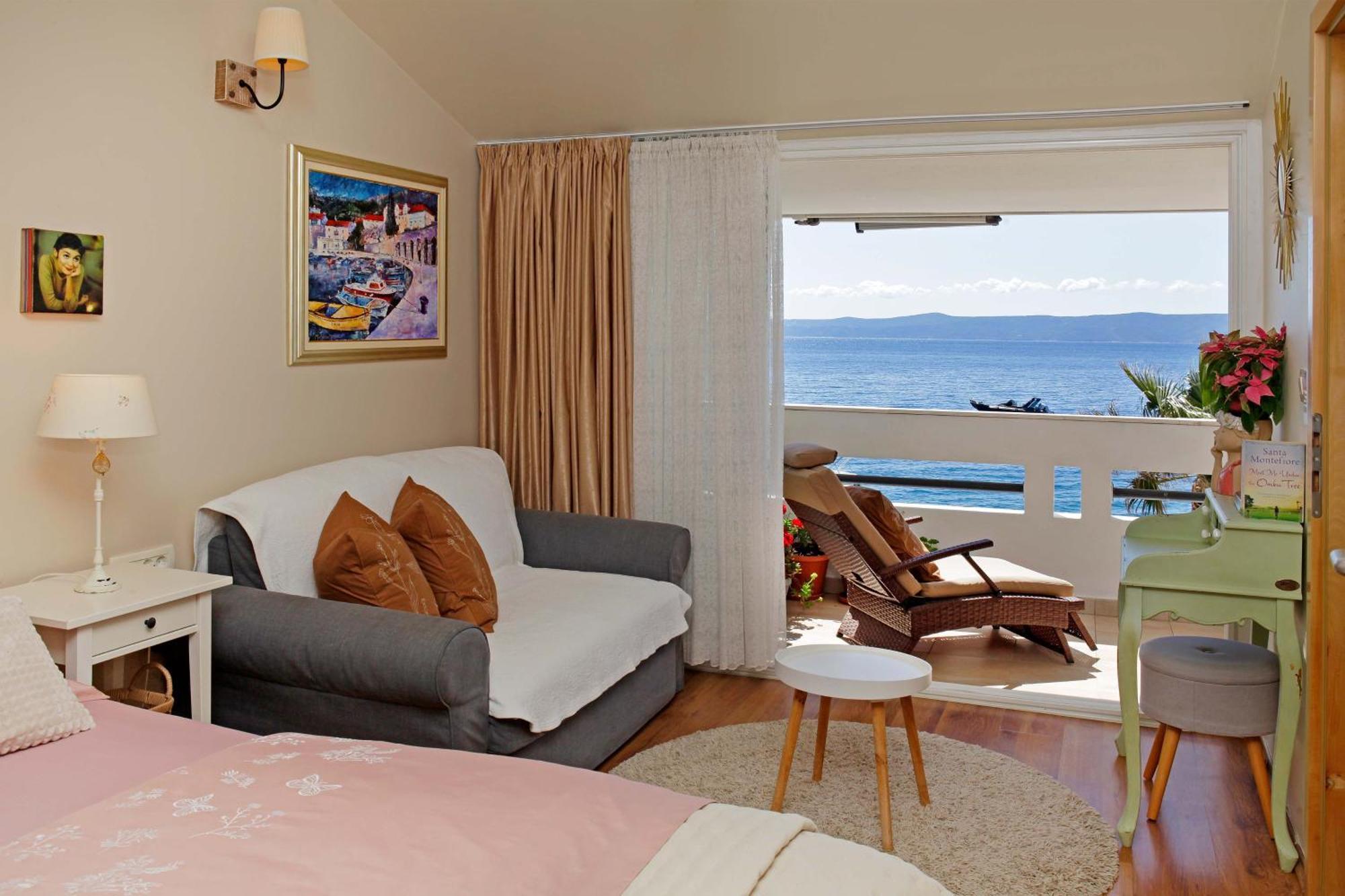 Amazing Waterfront Apartments Bol Exterior photo